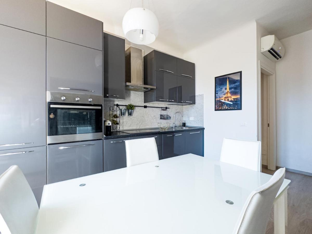 Luxury Apartment Next To The Francescana Modena Exterior photo